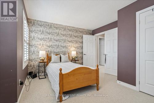 4264 Adobe Gate, Burlington, ON - Indoor Photo Showing Bedroom