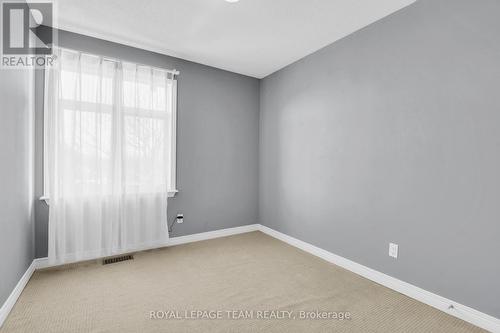 122 Kimberwick Crescent, Ottawa, ON - Indoor Photo Showing Other Room