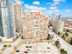 306 - 335 WEBB DRIVE  Mississauga, ON L5B 4A1