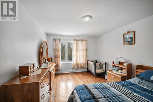 1044 Aldea Avenue, Ottawa, ON - Indoor Photo Showing Bedroom