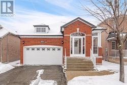 5844 CORINTHIAN TRAIL  Mississauga, ON L5M 6X8