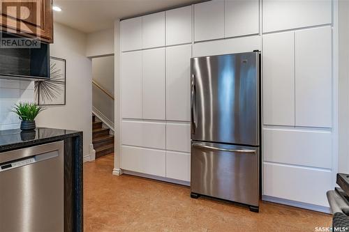 7 Bell Crescent, Saskatoon, SK - Indoor Photo Showing Kitchen