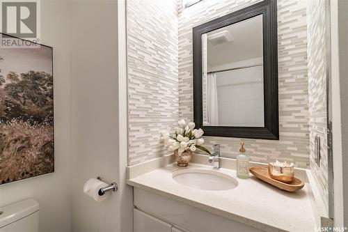 7 Bell Crescent, Saskatoon, SK - Indoor Photo Showing Bathroom