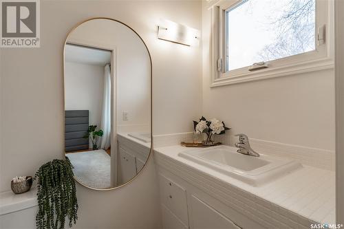 7 Bell Crescent, Saskatoon, SK - Indoor Photo Showing Bathroom