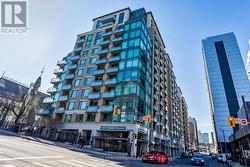 1011 - 238 BESSERER STREET  Ottawa, ON K1N 6B1