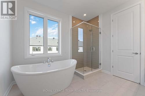 214 Prosperity Walk, Ottawa, ON - Indoor Photo Showing Bathroom