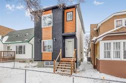 717 Atlantic AVE  Winnipeg, MB R2W 0S6