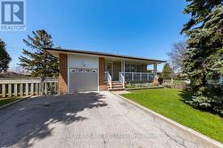 507 SELSEY DRIVE  Mississauga, ON L5A 1B7