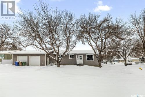 34 Trifunov Crescent, Regina, SK - Outdoor With Facade