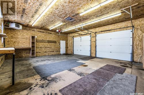 34 Trifunov Crescent, Regina, SK - Indoor Photo Showing Garage