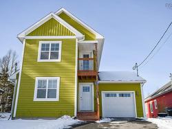 14 Elsie Tolson Way  Bedford, NS B4A 0K3