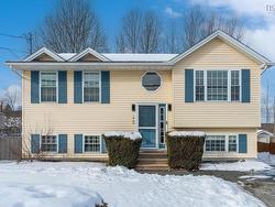 43 Lucasville Road  Middle Sackville, NS B4E 3A6