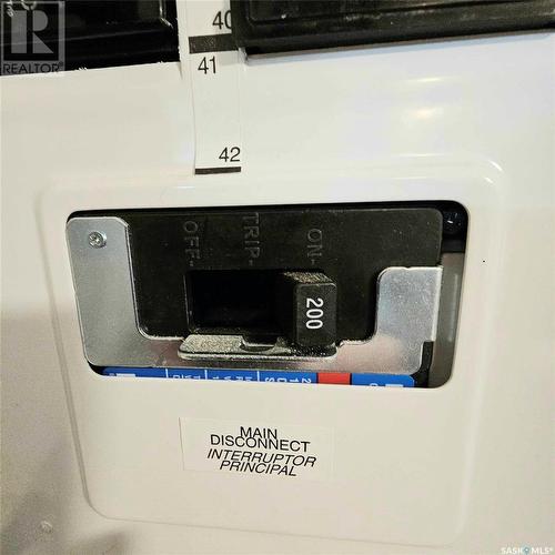 702 Main Street, Broadview, SK 