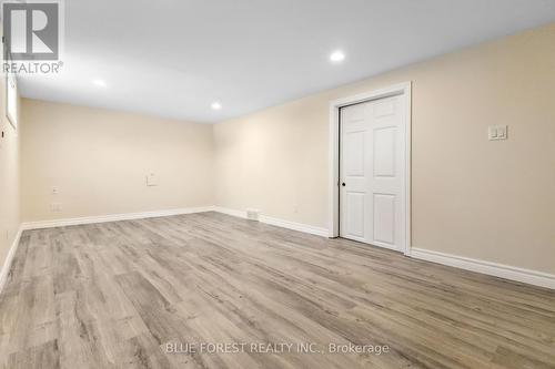 207 Grand Avenue, London, ON - Indoor Photo Showing Other Room