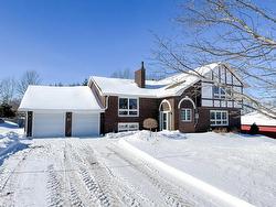 21 Pope Avenue  Charlottetown, PE C1A 6N4