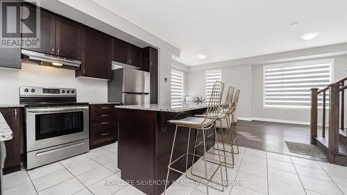 26 Summer Wind Lane, Brampton, ON - Indoor Photo Showing Kitchen With Upgraded Kitchen