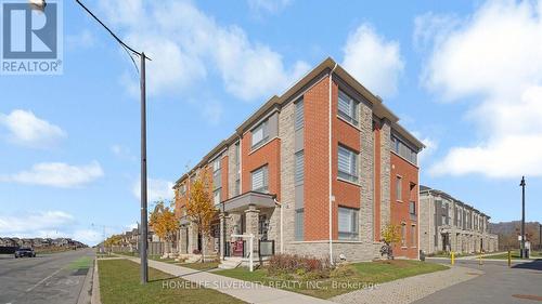 26 Summer Wind Lane, Brampton, ON - Outdoor With Facade