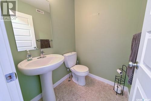 46 5301 Beacon Drive, Regina, SK - Indoor Photo Showing Bathroom