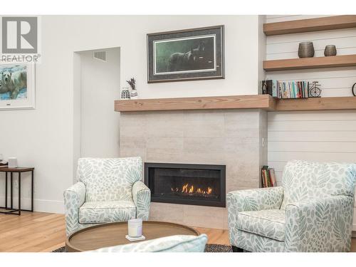 253 Ashcroft Court, Vernon, BC - Indoor Photo Showing Living Room With Fireplace
