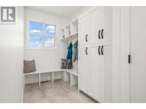 253 Ashcroft Court, Vernon, BC - Indoor Photo Showing Other Room