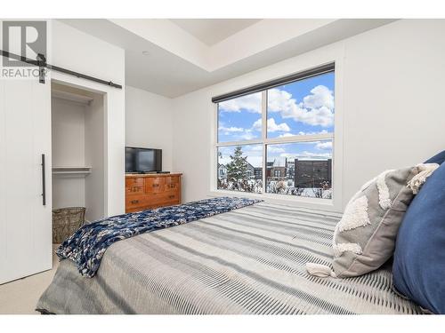 253 Ashcroft Court, Vernon, BC - Indoor Photo Showing Bedroom