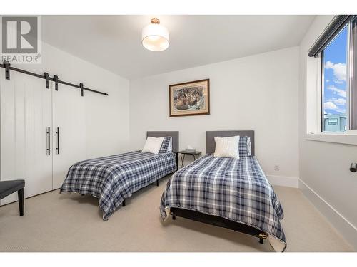 253 Ashcroft Court, Vernon, BC - Indoor Photo Showing Bedroom