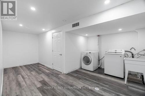 388 Crawford Street, London, ON - Indoor Photo Showing Laundry Room