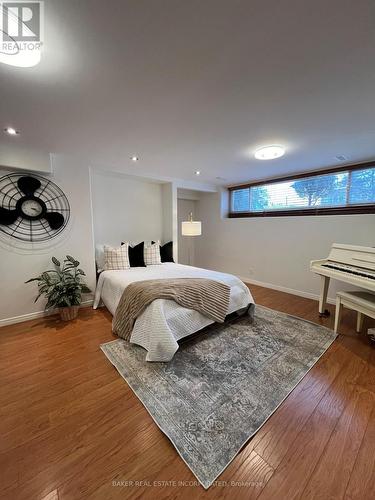 644 Mullin Way, Burlington, ON - Indoor Photo Showing Bedroom