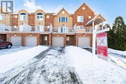 2 - 1253 SILVAN FOREST DRIVE  Burlington, ON L7M 0B7