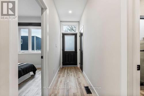 209 Grenfell Street, Hamilton, ON - Indoor Photo Showing Other Room