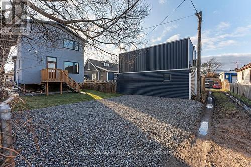 209 Grenfell Street, Hamilton, ON - Outdoor