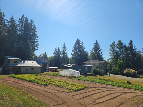 2156 Coleman Rd, Courtenay, BC 