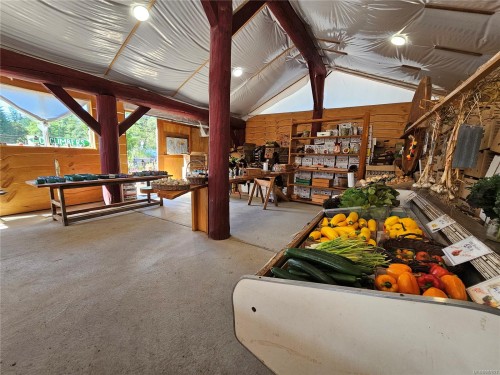 2156 Coleman Rd, Courtenay, BC 