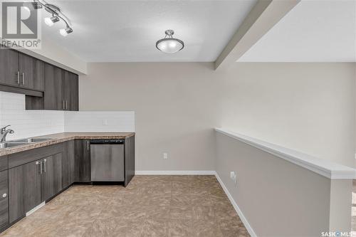 2-5294 Aerodrome Road, Regina, SK - Indoor Photo Showing Kitchen With Double Sink