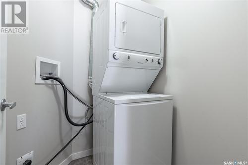 2-5294 Aerodrome Road, Regina, SK - Indoor Photo Showing Laundry Room