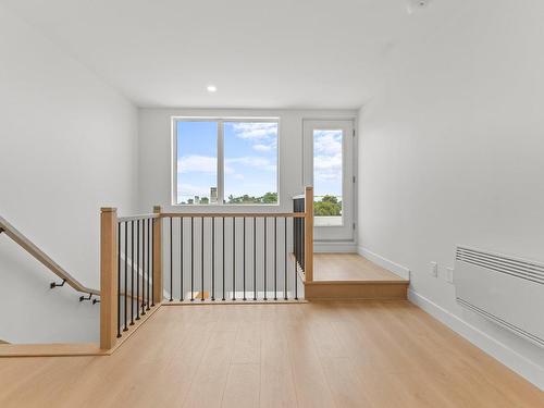 Mezzanine - 303-6037 Boul. De Maisonneuve O., Montréal (Côte-Des-Neiges/Notre-Dame-De-Grâce), QC - Indoor Photo Showing Other Room