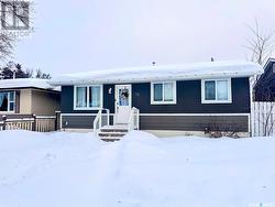 10 Cartier CRESCENT  Saskatoon, SK S7L 4L7