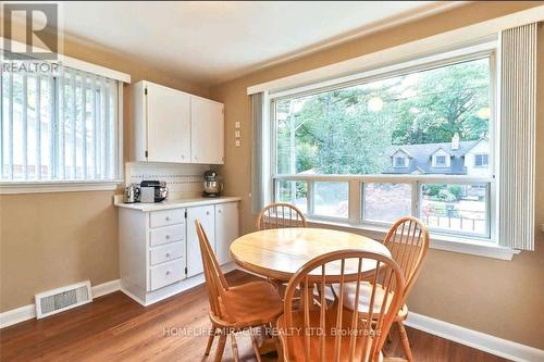 1597 Trotwood Avenue, Mississauga, ON - Indoor Photo Showing Dining Room