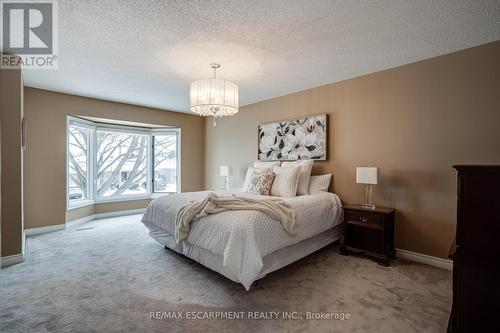 43 Glenayr Street, Hamilton, ON - Indoor Photo Showing Bedroom