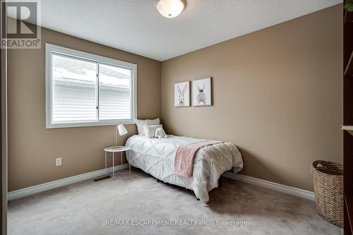 43 Glenayr Street, Hamilton, ON - Indoor Photo Showing Bedroom