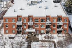 109 - 950 MARGUERITE AVENUE  Ottawa, ON K1K 3T8