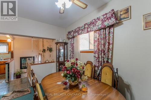 33 Clyde Street, Hamilton, ON - Indoor Photo Showing Dining Room