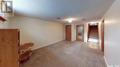 102 Michener Drive, Regina, SK - Indoor Photo Showing Other Room