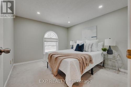 59 Hubert Street, Cambridge, ON - Indoor Photo Showing Bedroom