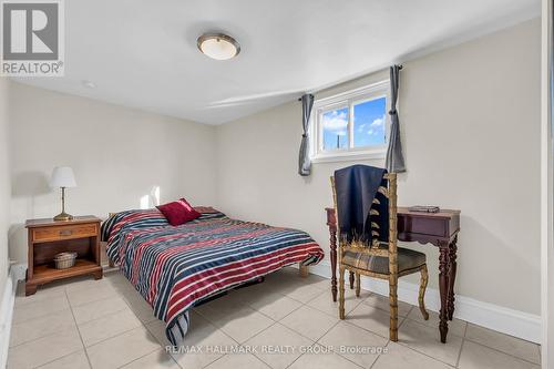 477 Booth Street, Ottawa, ON - Indoor Photo Showing Bedroom