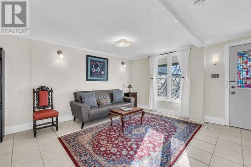 477 Booth Street, Ottawa, ON - Indoor Photo Showing Living Room