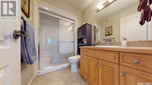 408 2909 Arens Road E, Regina, SK - Indoor Photo Showing Bathroom