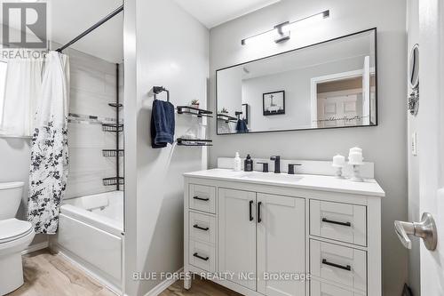 227 Saddy Avenue, London, ON - Indoor Photo Showing Bathroom