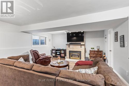 227 Saddy Avenue, London, ON - Indoor Photo Showing Living Room With Fireplace