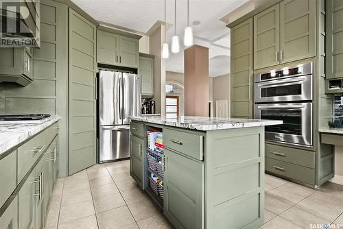 1361 Lapchuk Crescent N, Regina, SK - Indoor Photo Showing Kitchen